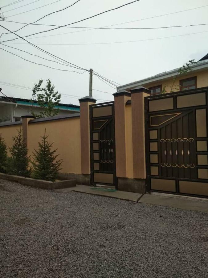Medi Guest House Osh Exterior foto