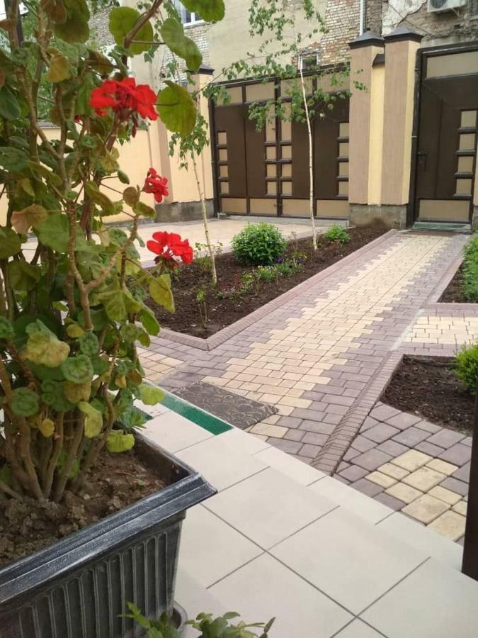 Medi Guest House Osh Exterior foto
