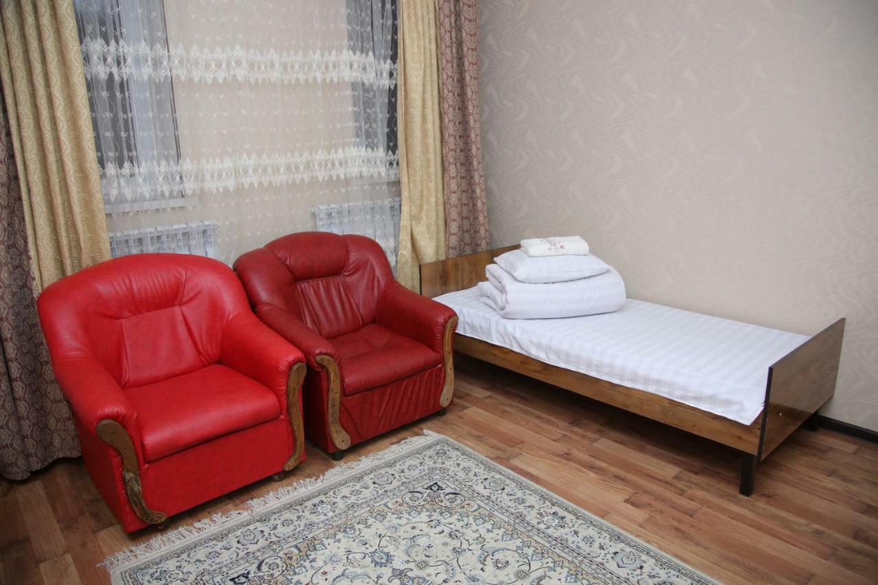 Medi Guest House Osh Exterior foto